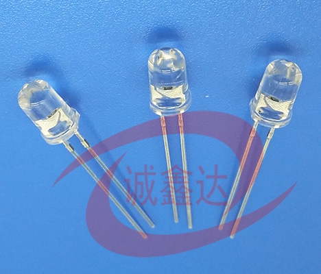 5mm圆头透明光敏管PT940-5C